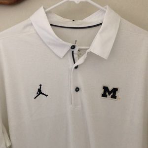 Jordan Jumpman white polo size XL men’s block M for University of Michigan.